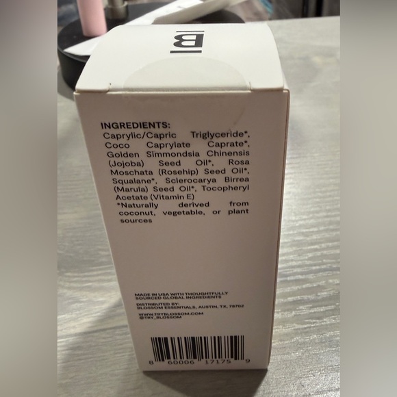 Blossom Essentials Hydration Oil Marula + Golden Jojoba 1.9oz NIB - Picture 3 of 7